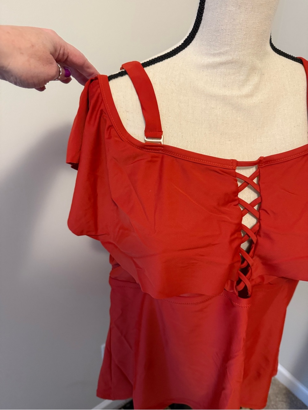Red Off-Shoulder Ruffle & Lattice Swim Top - Picture 3 of 11